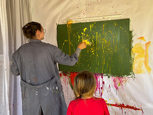 art-flow_actionpainting_Mutter-mit-Kindk